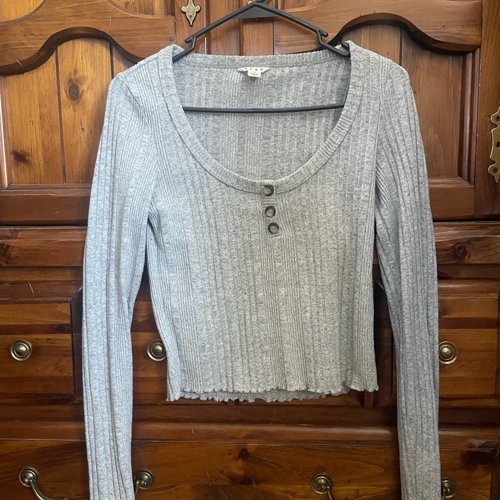Aero ribbed cropped long sleeve 🤍